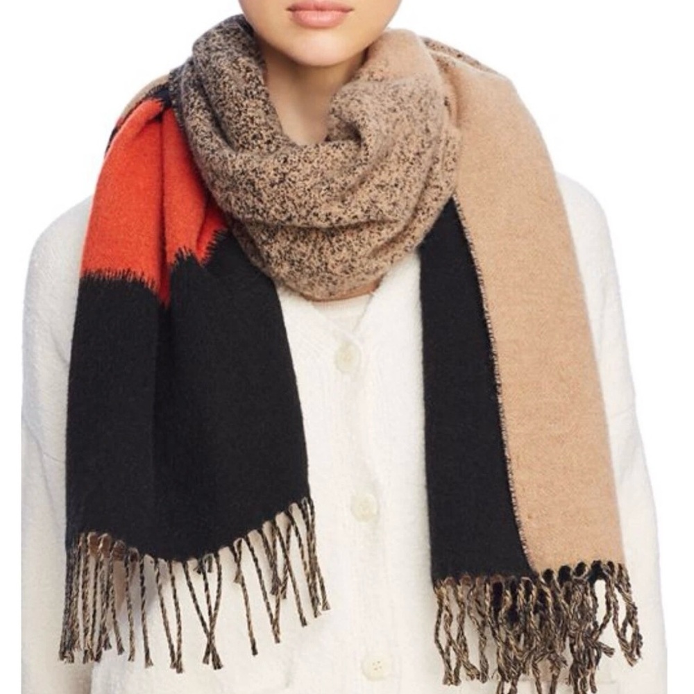 Eileen Fisher Italian Degrade Wool Jacquard Color Block Fringe Scarf - Picture 2 of 9
